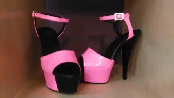 Modelo Rosa Impacto Zapatos Pole Dance